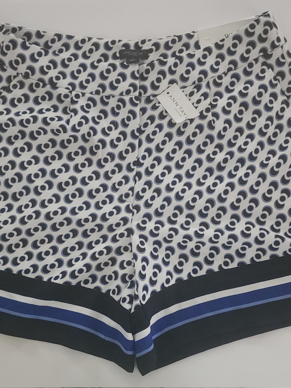 Ann Taylor Navy & White Geometric Print Shorts